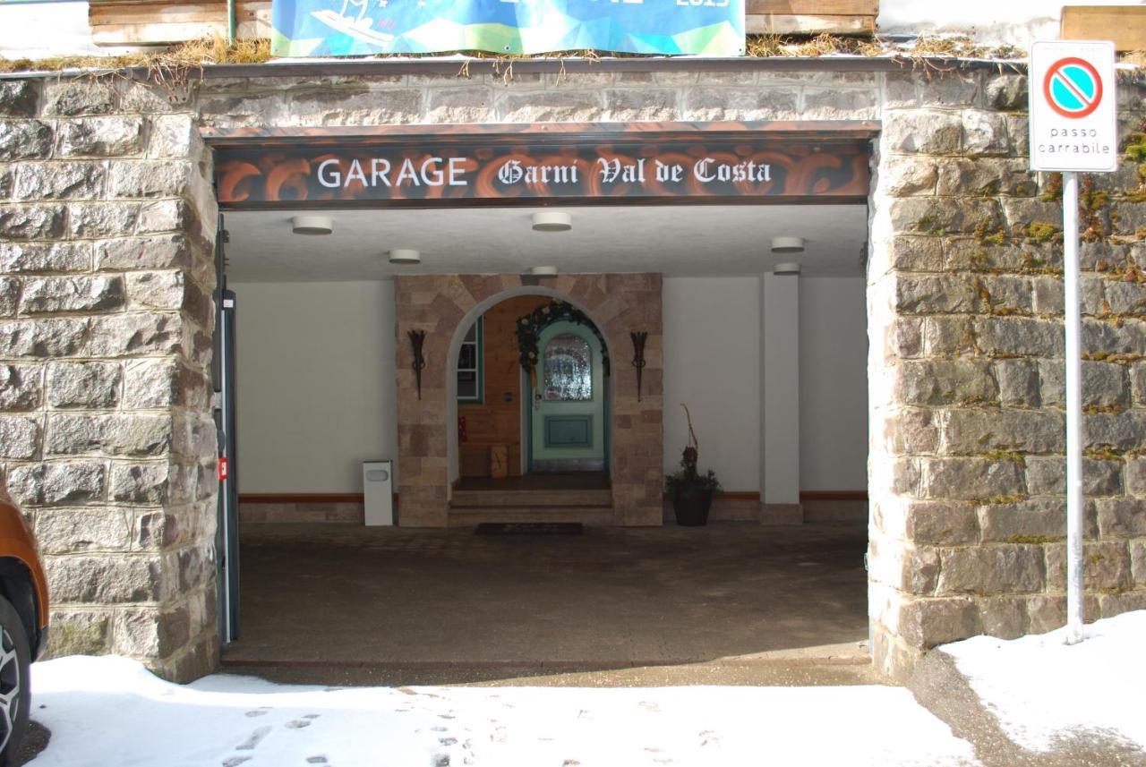 Hotel Garni Val De Costa Canazei Exterior foto