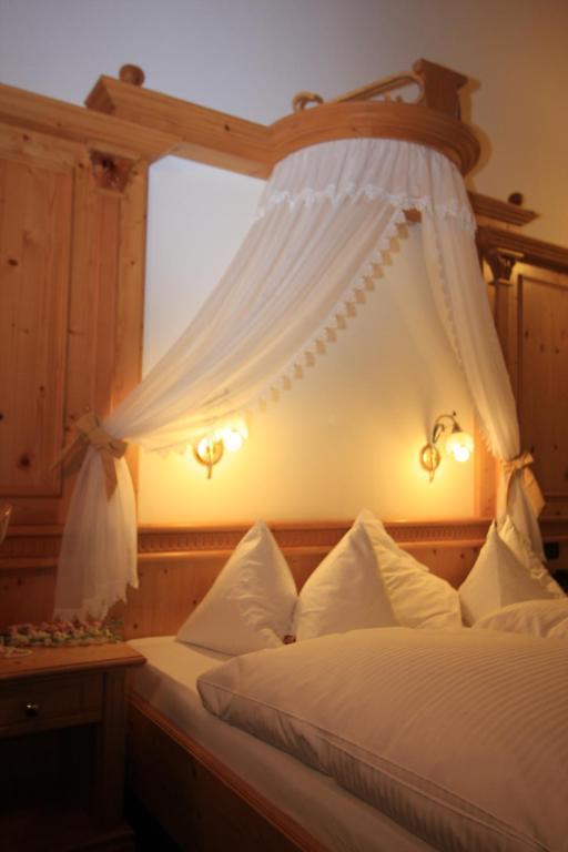 Hotel Garni Val De Costa Canazei Zimmer foto